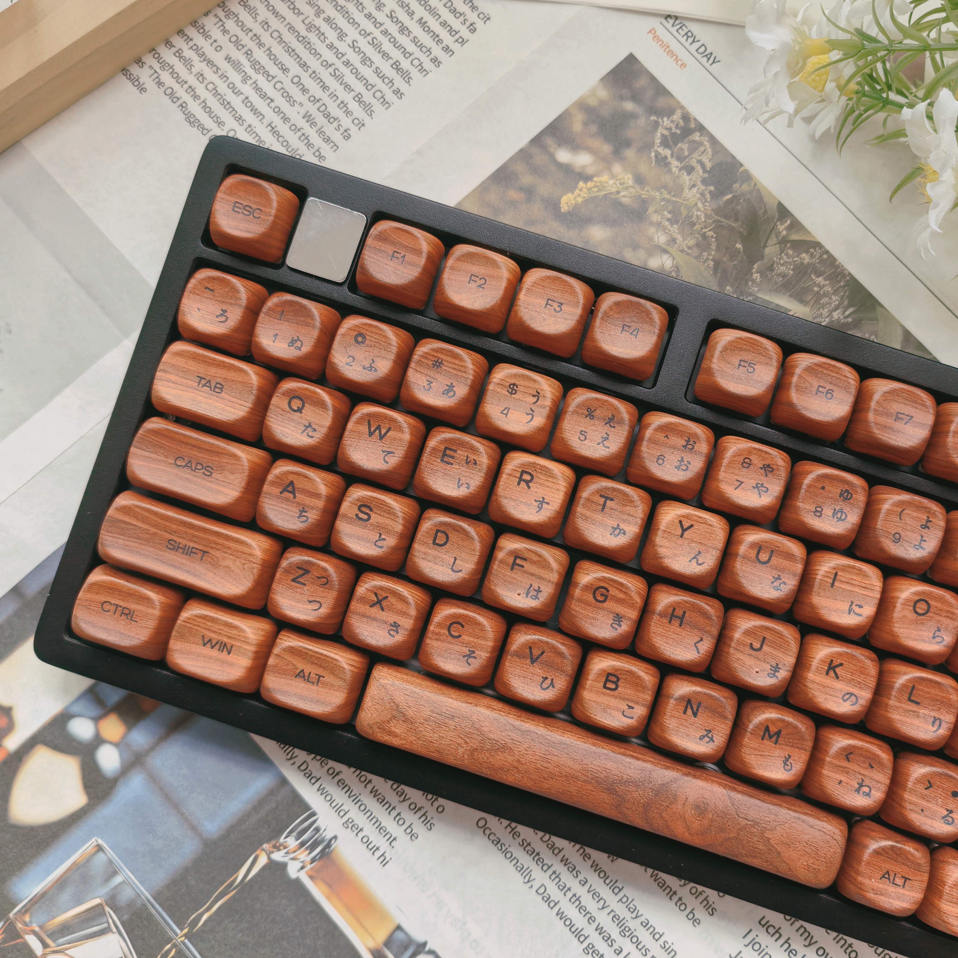 130 Keys Walnut Wood Five Side - Retro Gaming Keycaps avaliação e preço