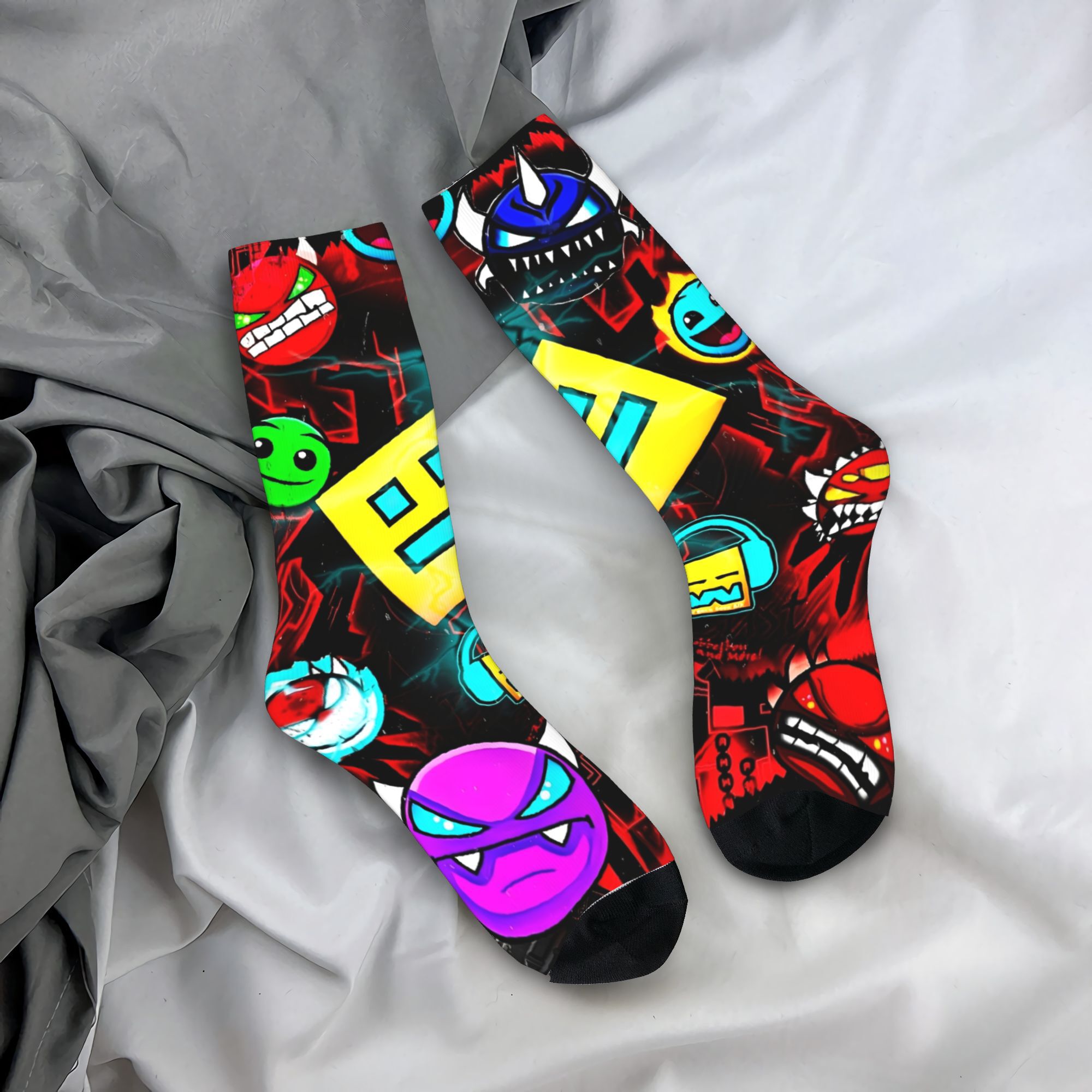 Geometry Gaming Dashed  Stocki - Retro Gaming Gifts For Men avaliação e preço