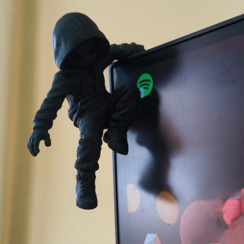 Climb Hoodie Alien Mini Statue - Retro Gaming Room avaliação e preço